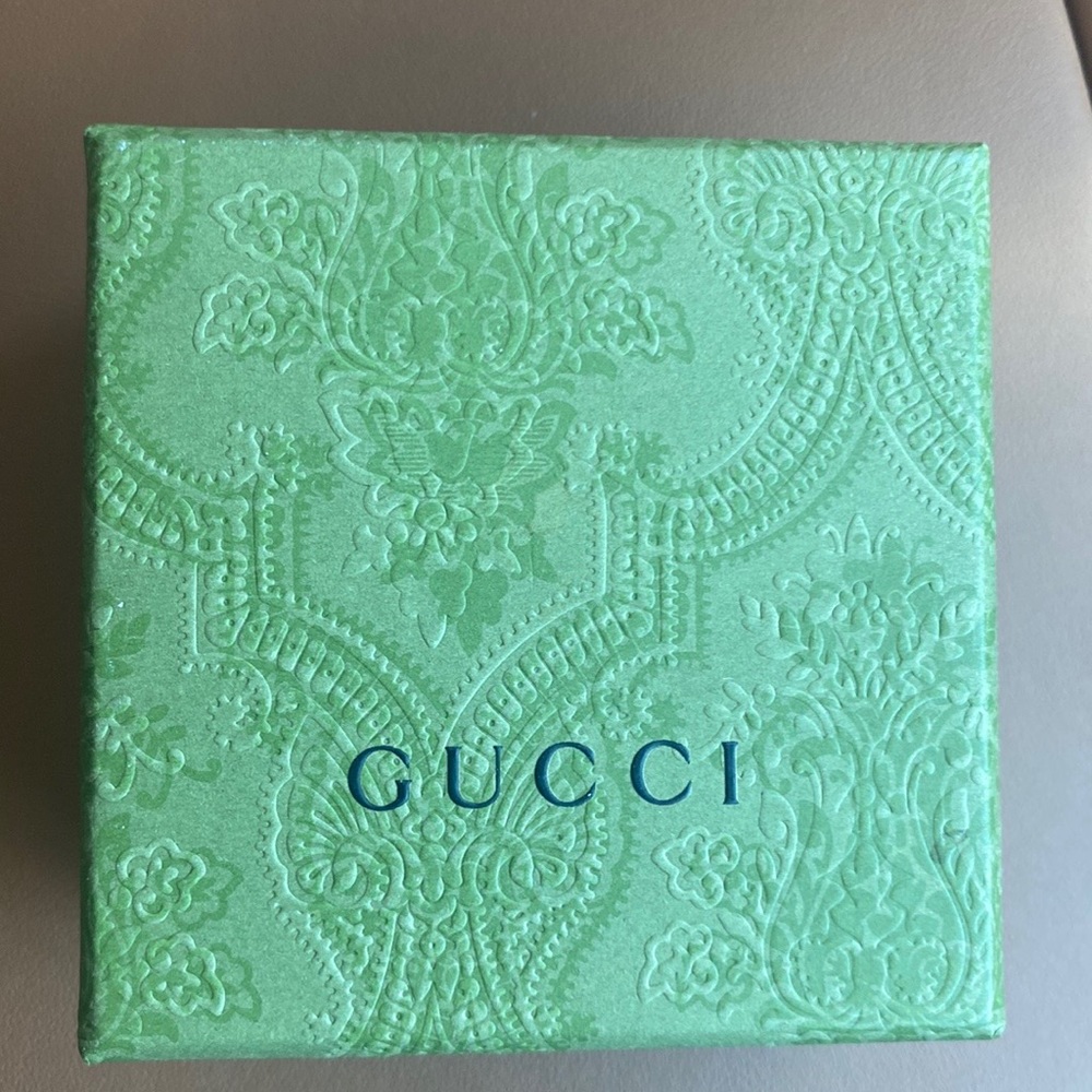 Gucci - Picture 3 of 7